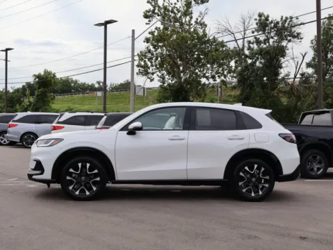 More photos of 2026 Honda HR-V EX-L at Jay Wolfe Honda, MO