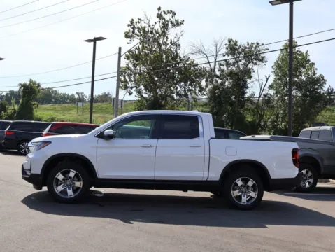 More photos of 2026 Honda Ridgeline RTL at Jay Wolfe Honda, MO