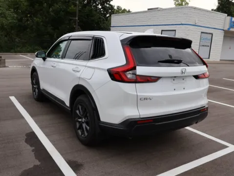 More photos of 2026 Honda CR-V EX-L at Jay Wolfe Honda, MO
