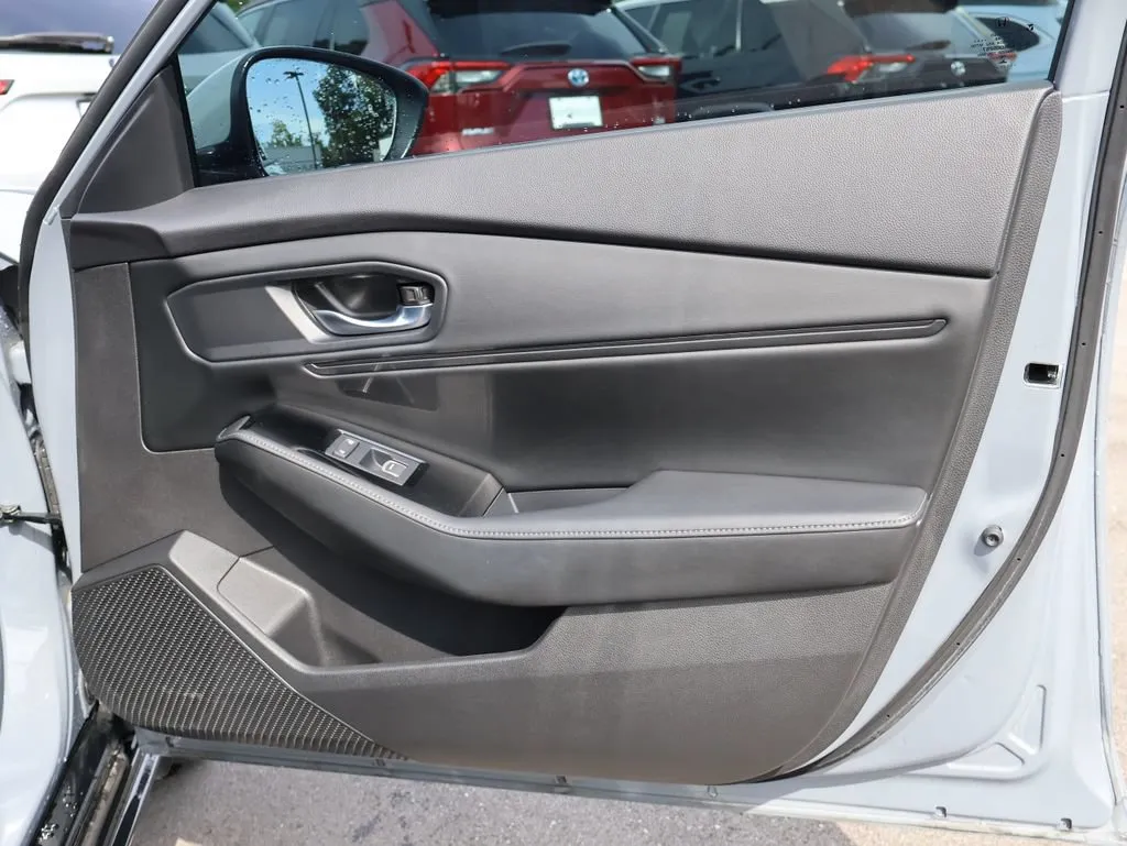 2023 Honda Accord Hybrid Touring - Photo 11