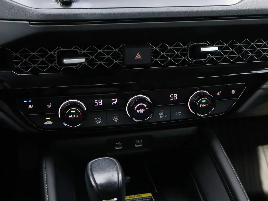 2023 Honda Accord Hybrid Touring - Photo 22