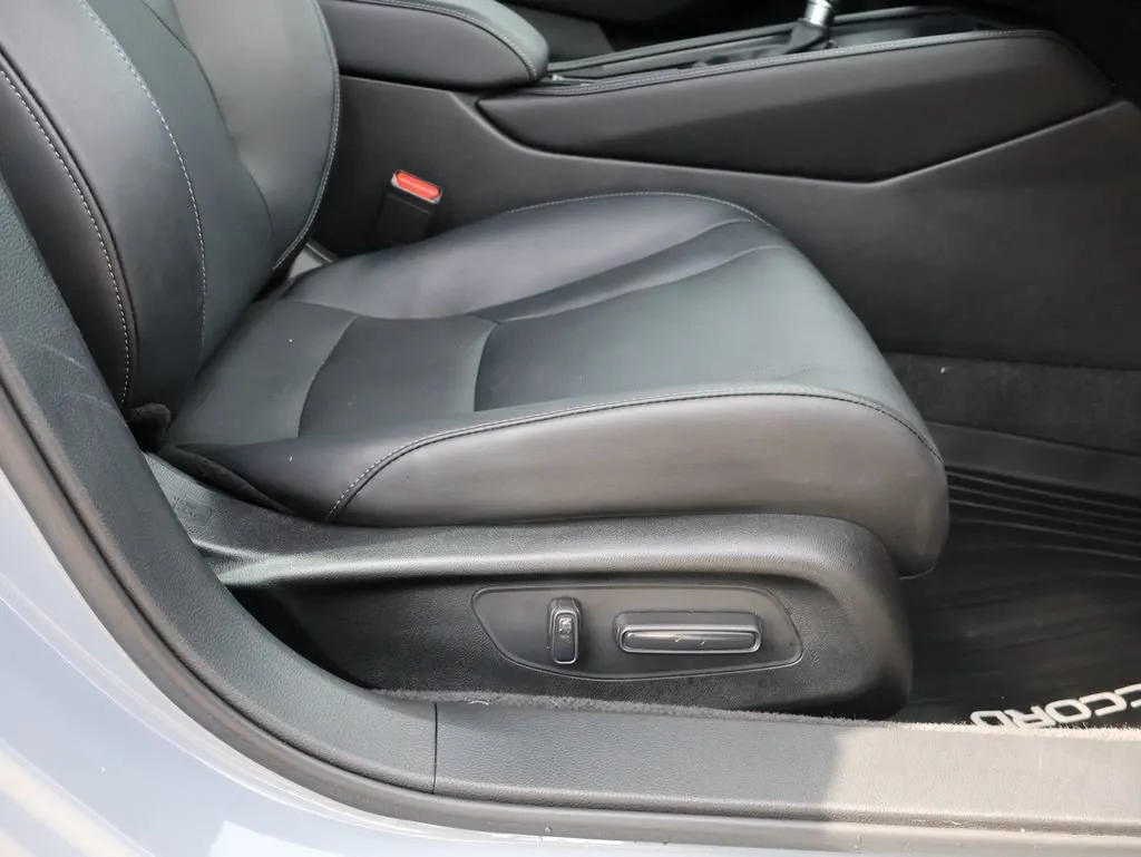 2023 Honda Accord Hybrid Touring - Photo 10