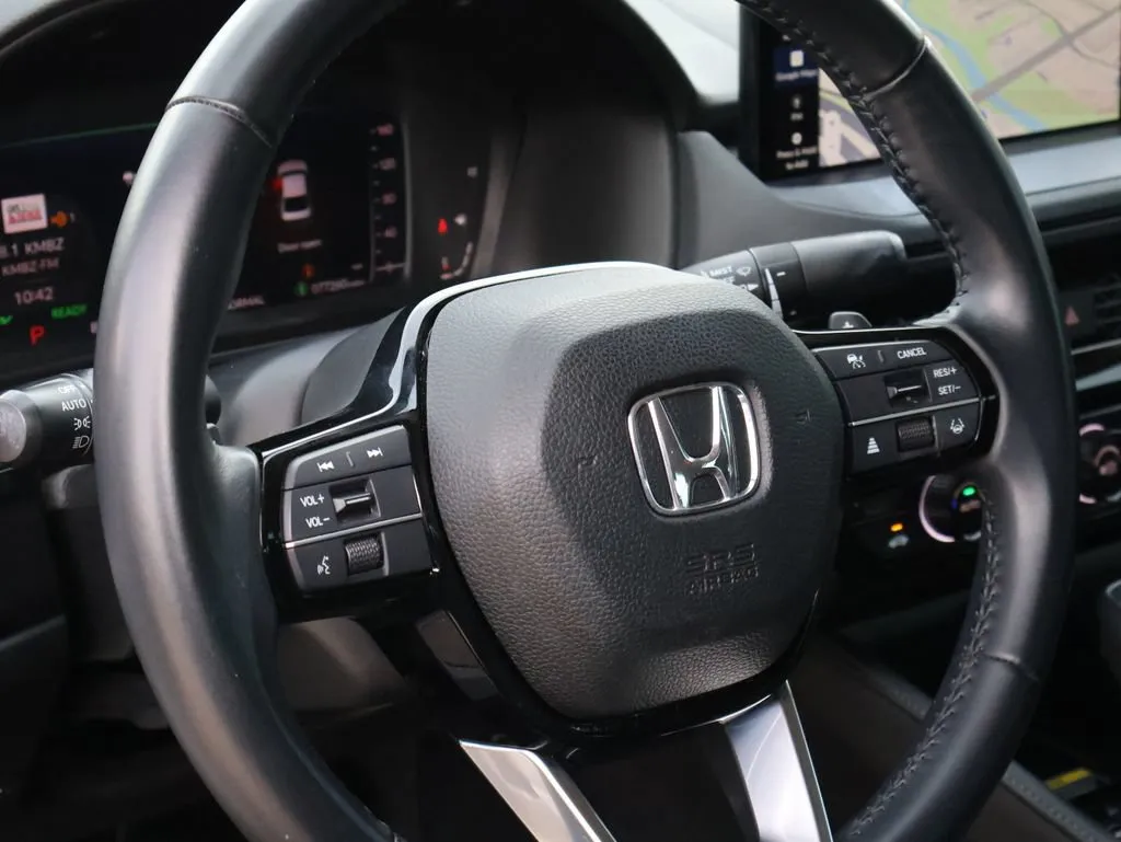 2023 Honda Accord Hybrid Touring - Photo 17