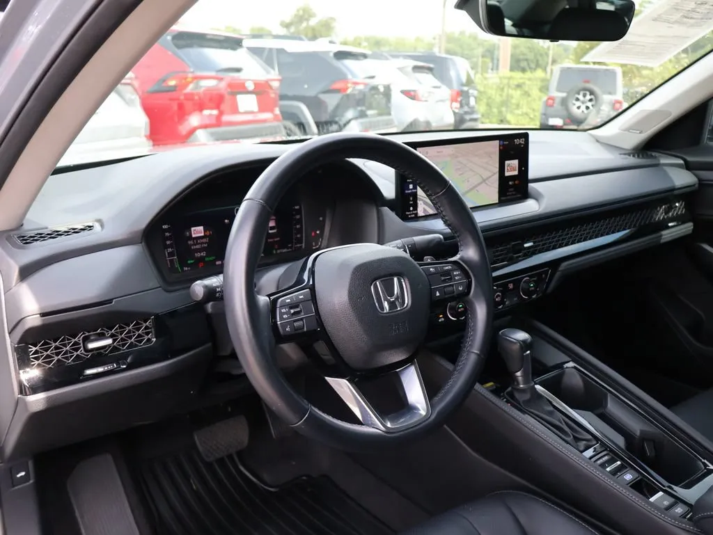 2023 Honda Accord Hybrid Touring - Photo 16