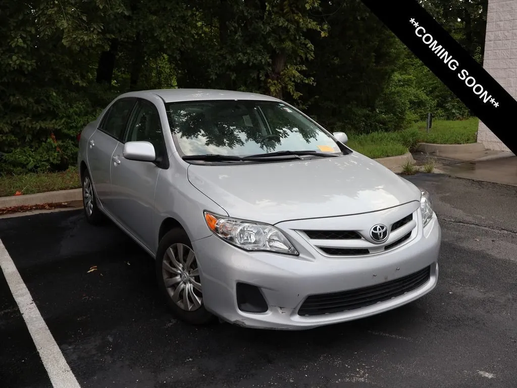 Silver 2012 Toyota Corolla LE for sale in Kansas City, MO