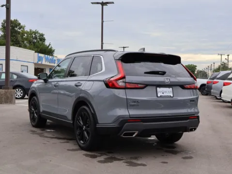 More photos of 2024 Honda CR-V Hybrid Sport Touring at Jay Wolfe Honda, MO