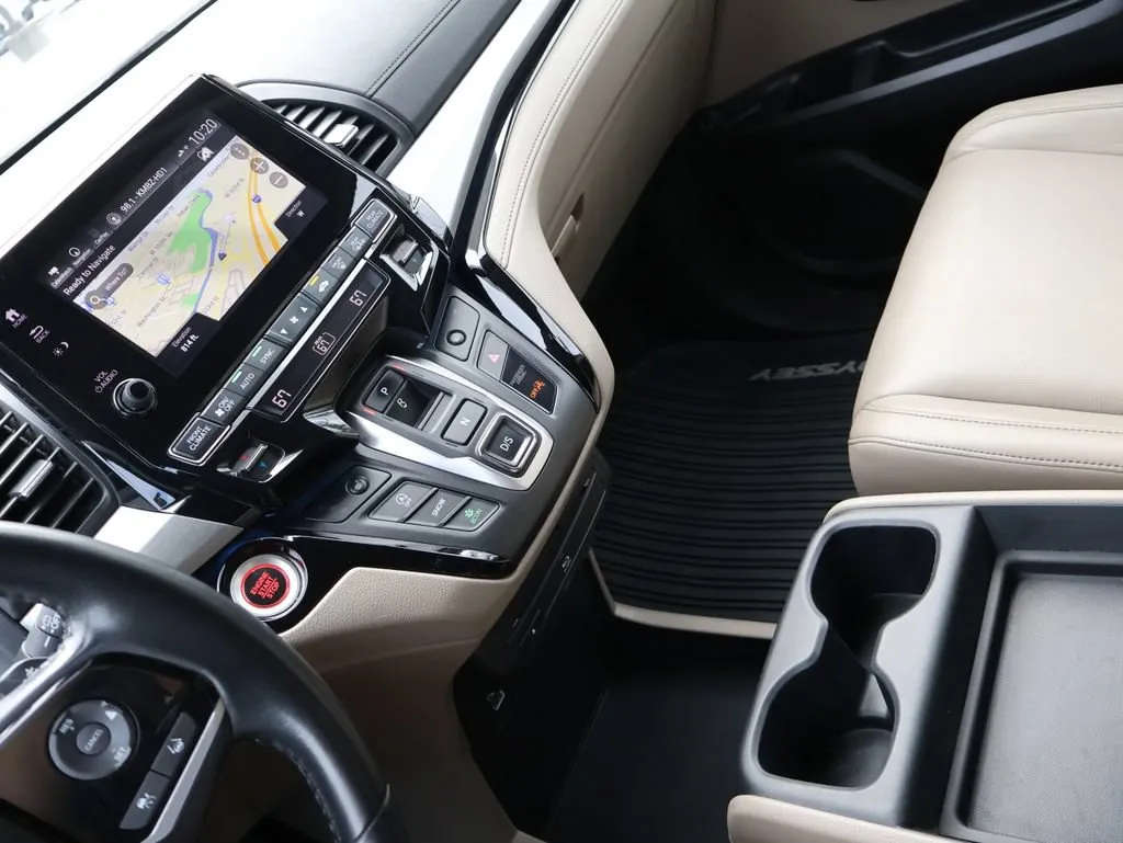 2023 Honda Odyssey Touring - Photo 21