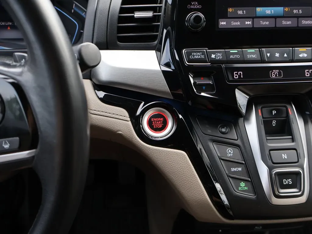 2023 Honda Odyssey Touring - Photo 29