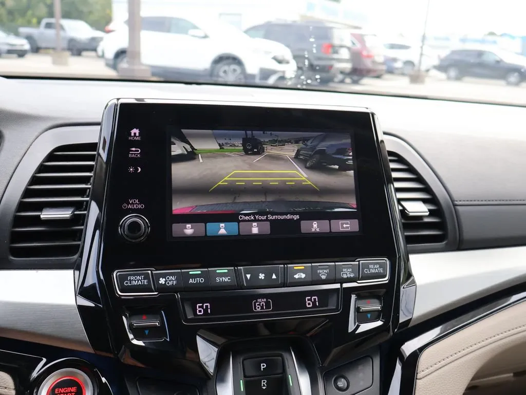 2023 Honda Odyssey Touring - Photo 24