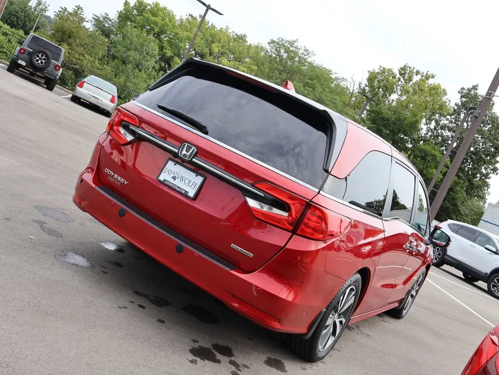 2023 Honda Odyssey Touring - Photo 7