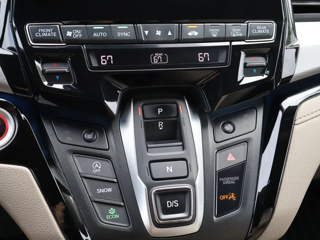2023 Honda Odyssey Touring - Photo 25
