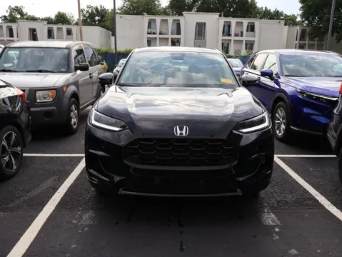 Photos of 2024 Honda HR-V EX-L for sale in Kansas City, MO at Jay Wolfe Honda