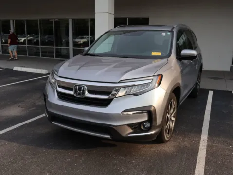 Another view of 2022 Honda Pilot Elite for sale in Kansas City, MO at Jay Wolfe Honda