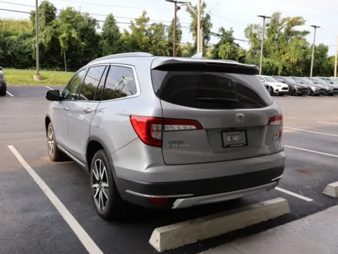 More photos of 2022 Honda Pilot Elite at Jay Wolfe Honda, MO