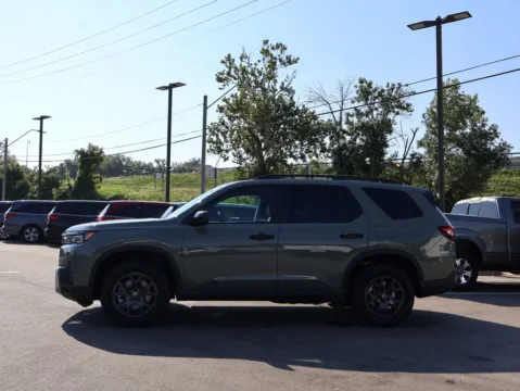 More photos of 2026 Honda Pilot TrailSport at Jay Wolfe Honda, MO
