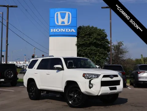 White 2018 Toyota 4Runner SR5 Premium for sale in Kansas City, MO
