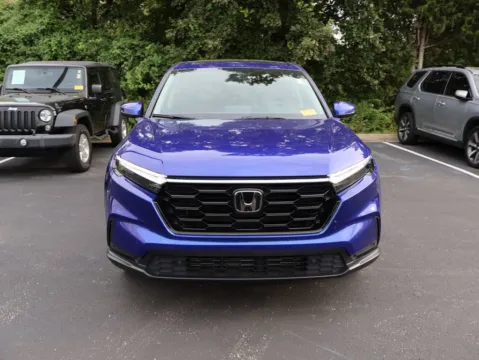 Photos of 2024 Honda CR-V EX-L for sale in Kansas City, MO at Jay Wolfe Honda