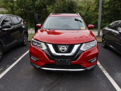 Photos of 2017 Nissan Rogue SL for sale in Kansas City, MO at Jay Wolfe Honda