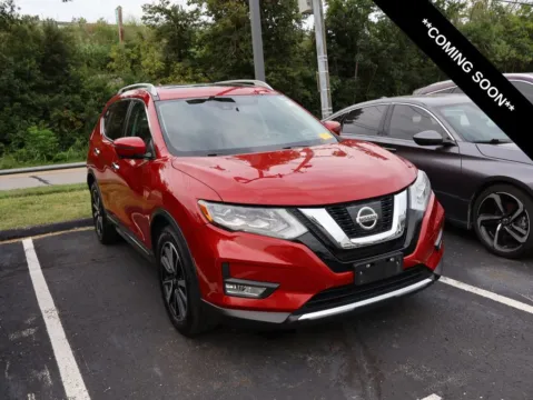 Red 2017 Nissan Rogue SL for sale in Kansas City, MO