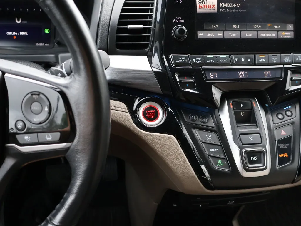 2022 Honda Odyssey Elite - Photo 30