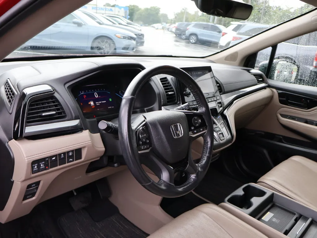 2022 Honda Odyssey Elite - Photo 19