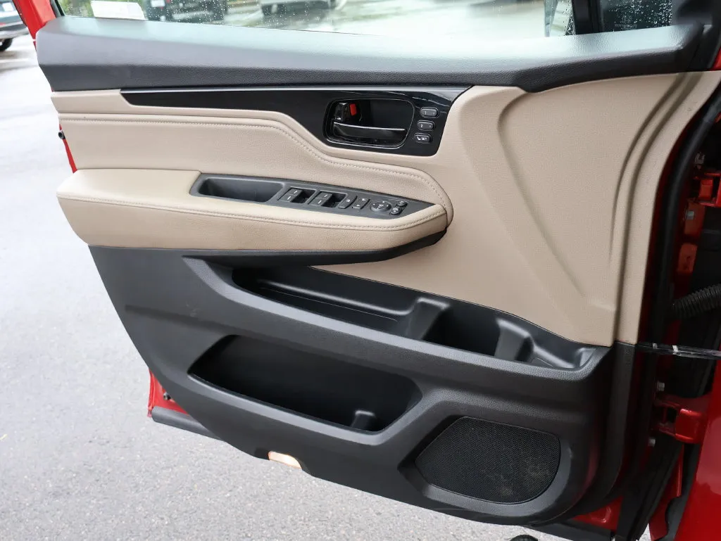 2022 Honda Odyssey Elite - Photo 34