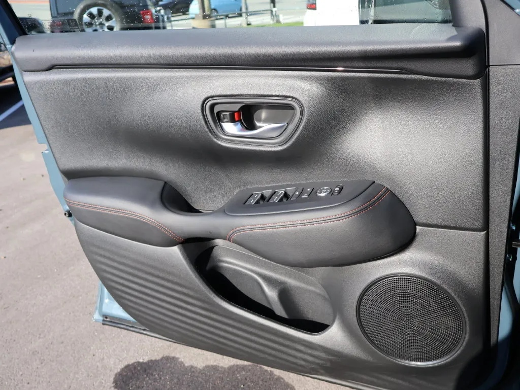 2025 Honda HR-V Sport - Photo 29