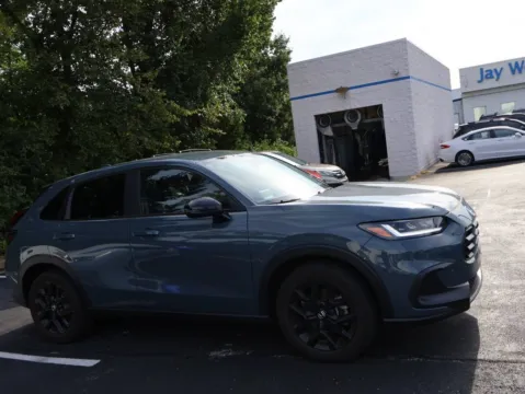 More photos of 2025 Honda HR-V Sport at Jay Wolfe Honda, MO