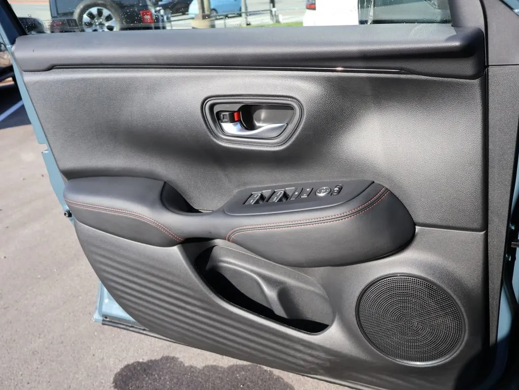 2025 Honda HR-V Sport - Photo 29