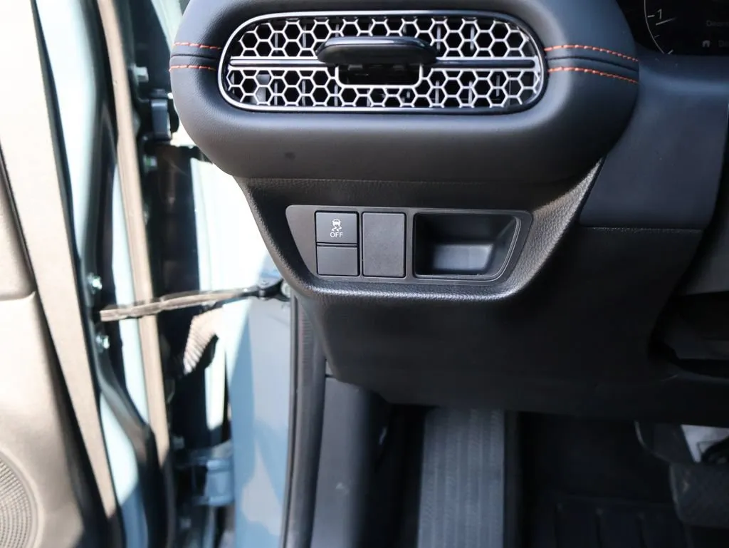 2025 Honda HR-V Sport - Photo 28