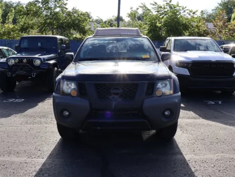 Photos of 2010 Nissan Xterra S for sale in Kansas City, MO at Jay Wolfe Honda