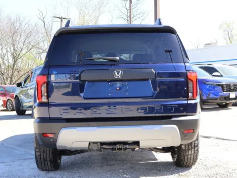 More photos of 2026 Honda Passport RTL at Jay Wolfe Honda, MO