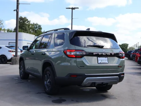 More photos of 2026 Honda Pilot TrailSport at Jay Wolfe Honda, MO