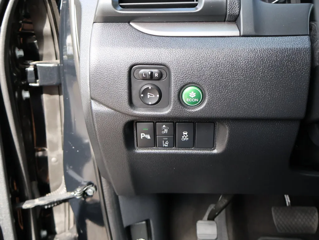 2025 Honda Passport EX-L - Photo 30
