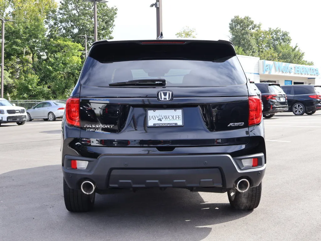2025 Honda Passport EX-L - Photo 6