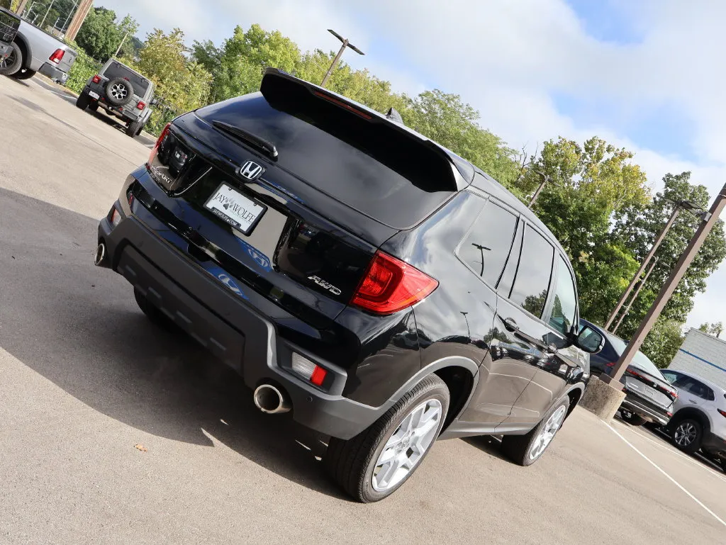 2025 Honda Passport EX-L - Photo 7