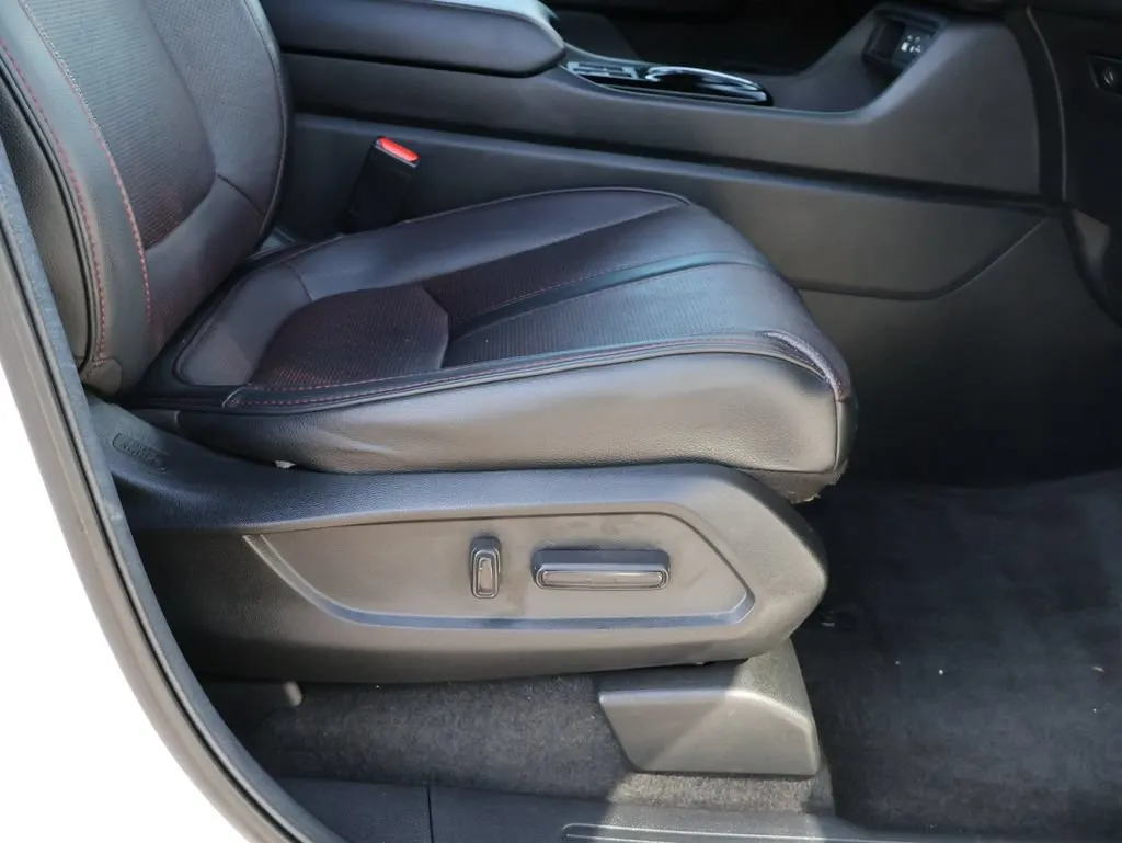 2025 Honda Pilot Black Edition - Photo 10