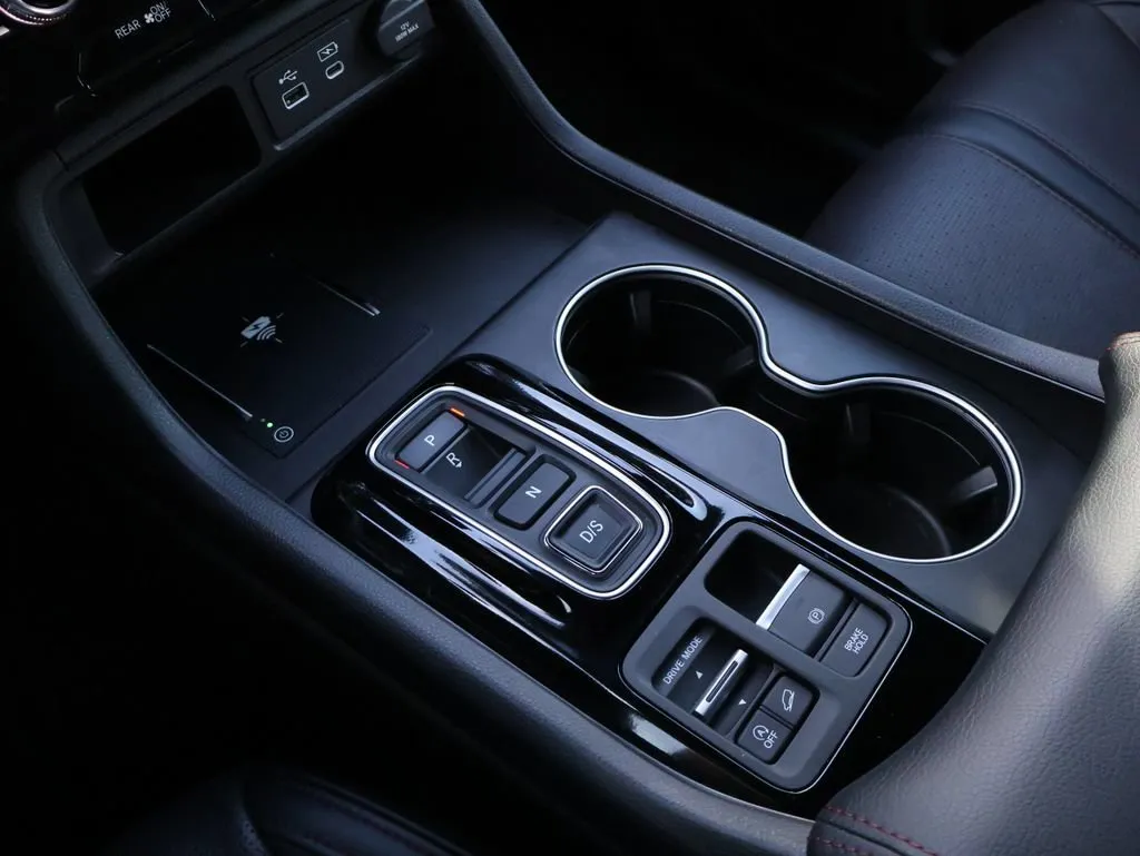 2025 Honda Pilot Black Edition - Photo 26