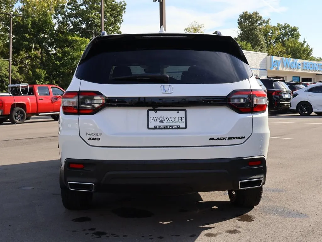 2025 Honda Pilot Black Edition - Photo 6