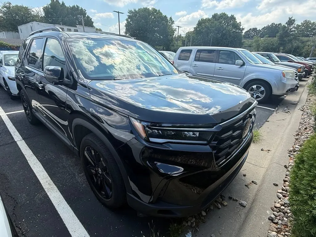 2025 Honda Pilot Black Edition