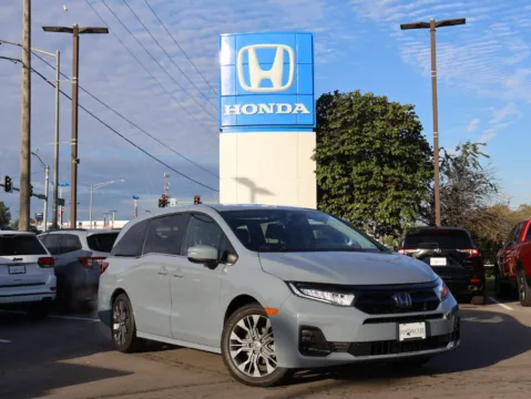 Gray 2025 Honda Odyssey Touring for sale in Kansas City, MO