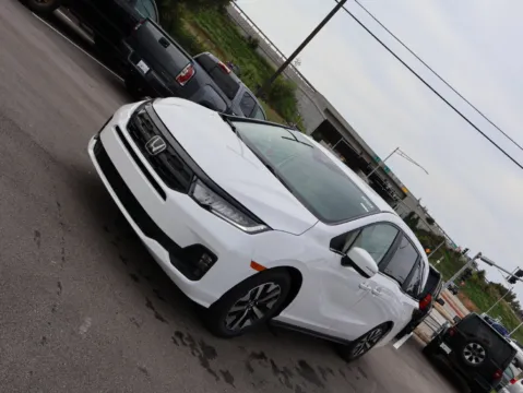Another view of 2027 Honda Odyssey EX-L for sale in Kansas City, MO at Jay Wolfe Honda