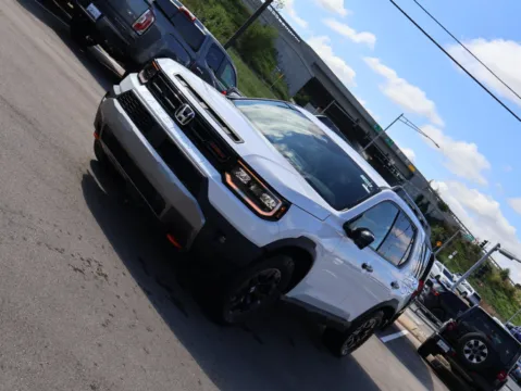 Another view of 2026 Honda Passport TrailSport Elite for sale in Kansas City, MO at Jay Wolfe Honda