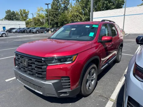 Another view of 2026 Honda Pilot EX-L for sale in Kansas City, MO at Jay Wolfe Honda