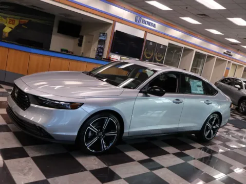 More photos of 2026 Honda Accord Sedan SE at Jay Wolfe Honda, MO