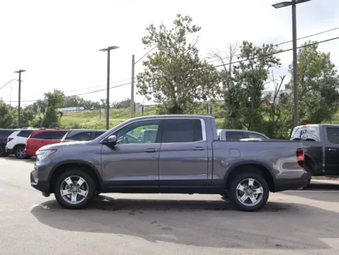 More photos of 2026 Honda Ridgeline RTL at Jay Wolfe Honda, MO