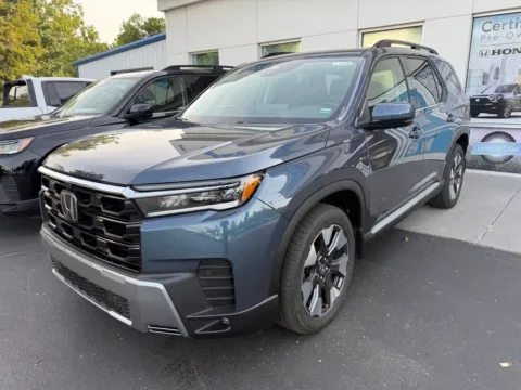 Another view of 2026 Honda Pilot Elite for sale in Kansas City, MO at Jay Wolfe Honda