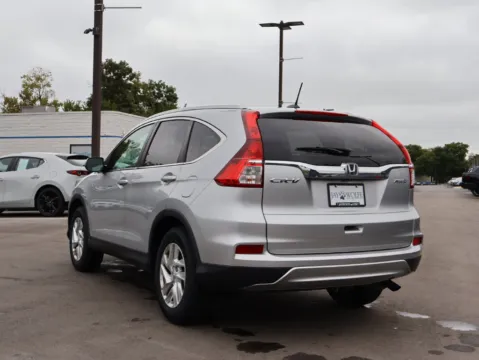 More photos of 2015 Honda CR-V EX-L at Jay Wolfe Honda, MO
