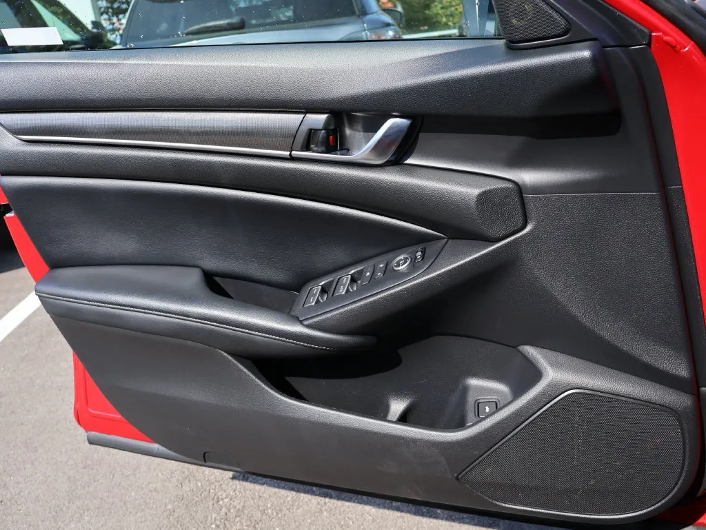 2018 Honda Accord Sport - Photo 28
