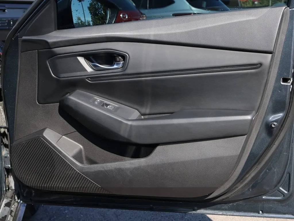 2023 Honda Accord EX - Photo 11